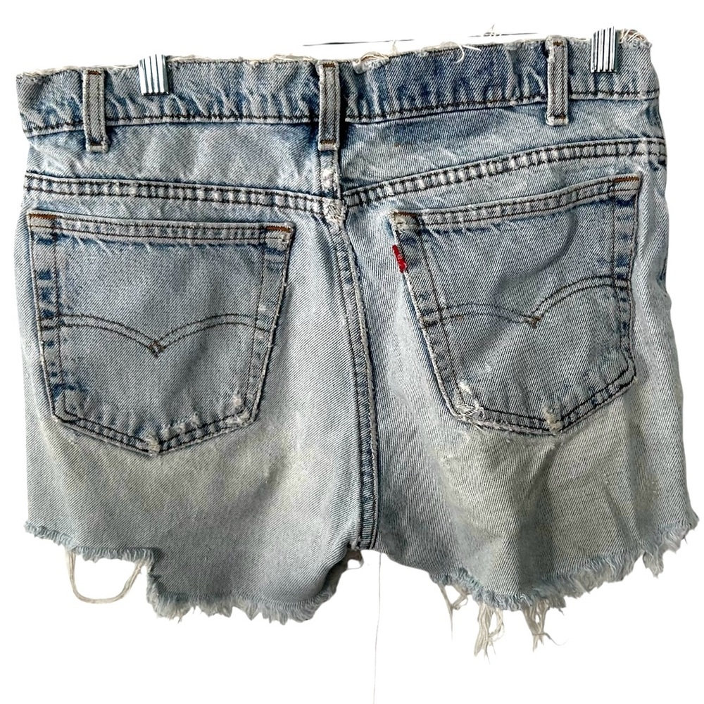 Levi's Women's Vintage Light Wash Shorts in Size‎ 31 - Picture 2 of 11